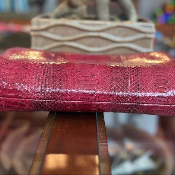 Stuart Weitzman Vintage Shoulder Bag - Picture 5 of 7